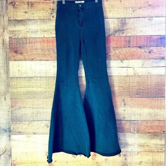 WE The Free Just Float On Flare Jeans - Picture 4 of 9